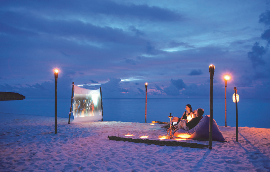 constance moofushi maldives beach cinema